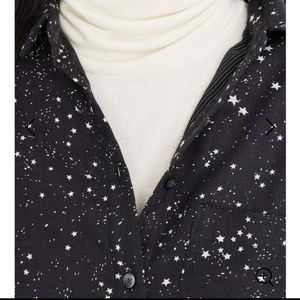 Madewell Tops - Soldš„°Madewell button down shirt Madewell Tops - Soldš„°Madewell button down shirt